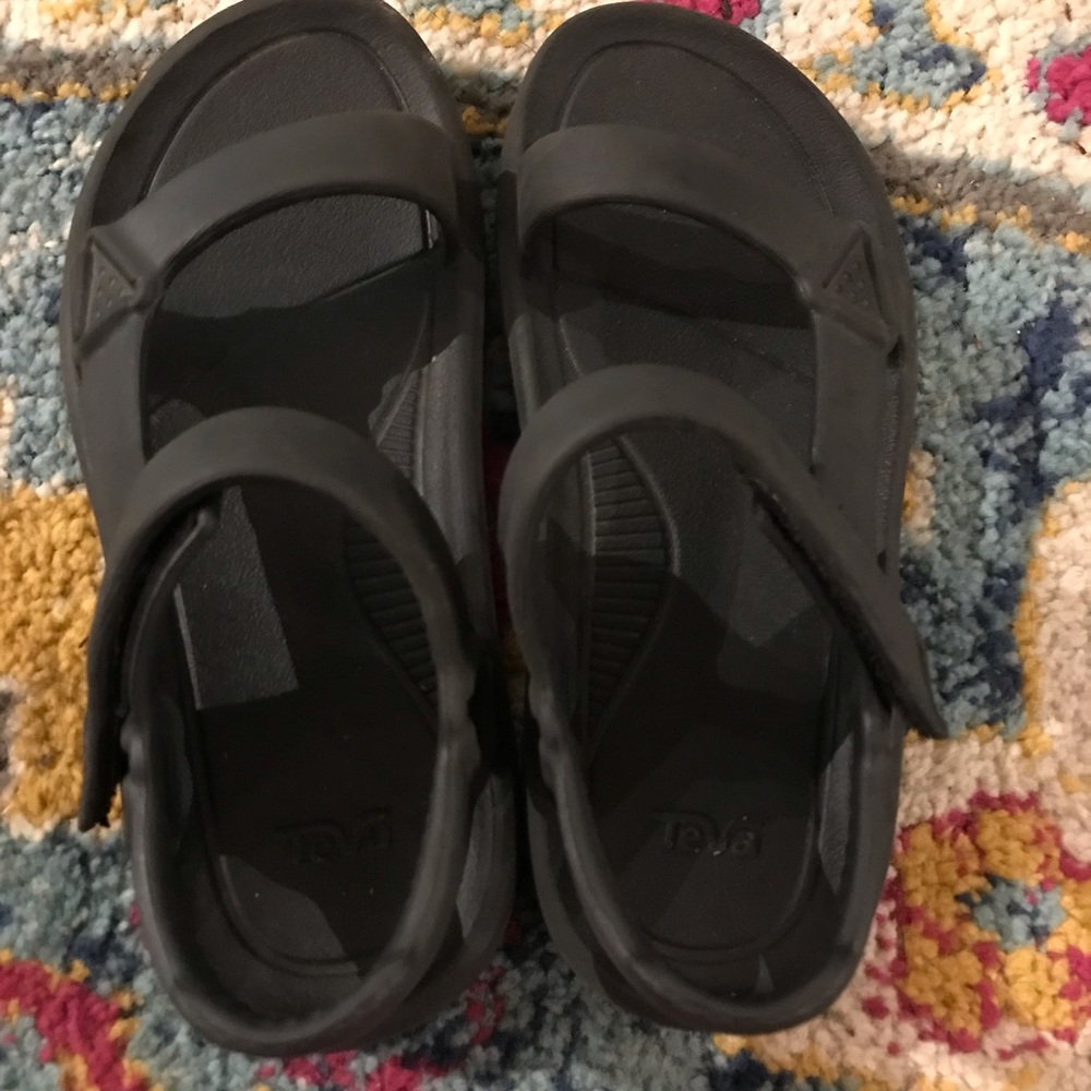 Teva Hurricane